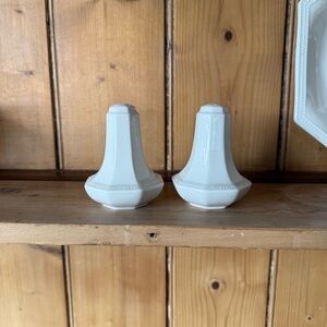 Johnson Brothers Heritage White Ironstone  Salt and Pepper Shakers